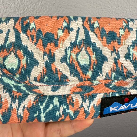 Kavu Big Spender Wallet - Picture 2 of 6